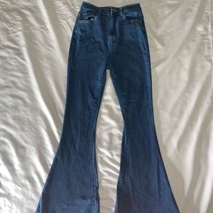 Flared out jeans ! ( Bell bottoms)